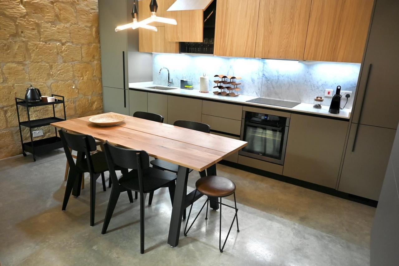 Numru 27 Expertly Restored Small House Of Character Cospicua Exterior photo